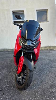 YAMAHA NMAX CONNECTED 160 ABS 