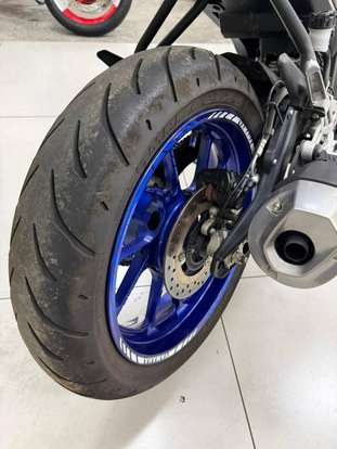 YAMAHA-YZF R15-2025