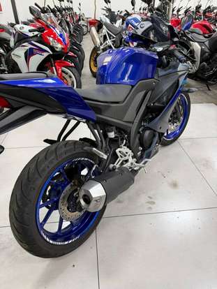 YAMAHA-YZF R15-2025