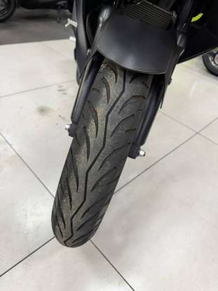 YAMAHA-YZF R15-2025