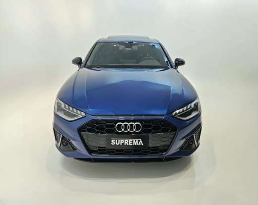 AUDI-A4-2023