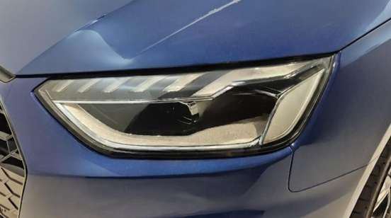 AUDI-A4-2023