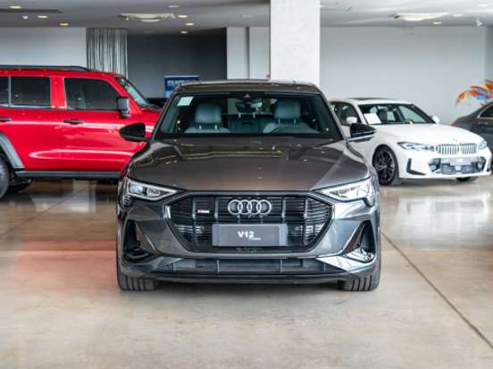 AUDI-E-TRON-ELÉTRICO SPORTBACK PERFORMANCE BLACK QUATTRO AUDI-E-TRON-2022