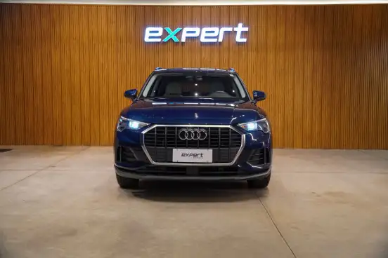 AUDI-Q3-2019