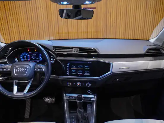 AUDI-Q3-1.4 35 TFSI GASOLINA PRESTIGE S TRONIC AUDI-Q3-2019