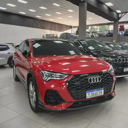 AUDI Q3 2.0 40 TFSI GASOLINA SPORTBACK PERFORMANCE BLACK QUATTRO TIPTRONIC AUDI Q3 2.0 40 TFSI GASOLINA SPORTBACK PERFORMANCE BLACK QUATTRO TIPTRONIC