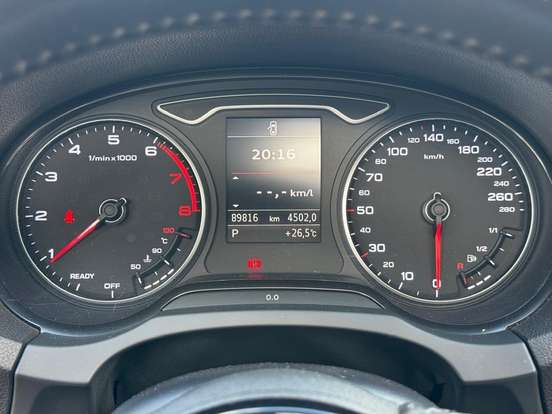 AUDI-A3-2017