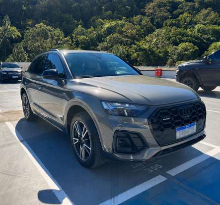 AUDI-Q5-2024