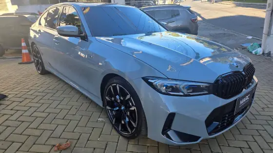 BMW 320i 2.0 16V TURBO FLEX M SPORT AUTOMÁTICO BMW 320i 2.0 16V TURBO FLEX M SPORT AUTOMÁTICO