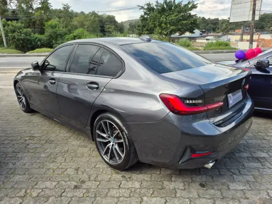 BMW-320i-2.0 16V TURBO FLEX M SPORT AUTOMÁTICO BMW-320i-2022
