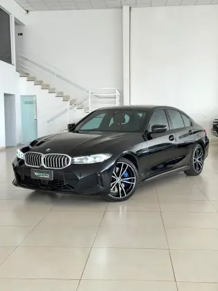 BMW 320i 2.0 16V TURBO FLEX M SPORT AUTOMÁTICO BMW 320i 2.0 16V TURBO FLEX M SPORT AUTOMÁTICO