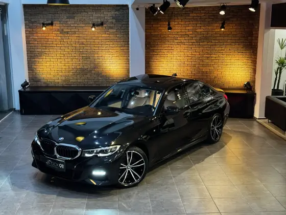 BMW 320i 2.0 16V TURBO GASOLINA M SPORT AUTOMÁTICO BMW 320i 2.0 16V TURBO GASOLINA M SPORT AUTOMÁTICO
