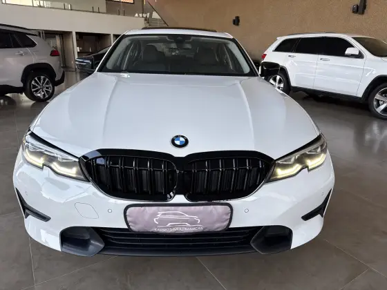 BMW 320i 2.0 16V TURBO GASOLINA SPORT GP AUTOMÁTICO BMW 320i 2.0 16V TURBO GASOLINA SPORT GP AUTOMÁTICO