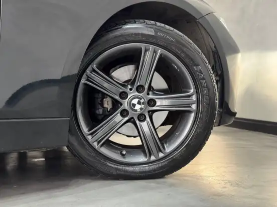 BMW-320i-2015