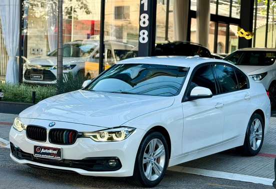 BMW-320i-2016