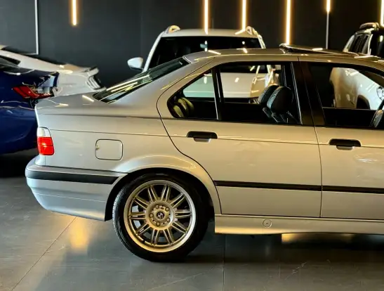 BMW-328i-1996