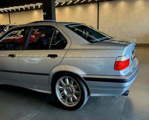 BMW-328i-1996