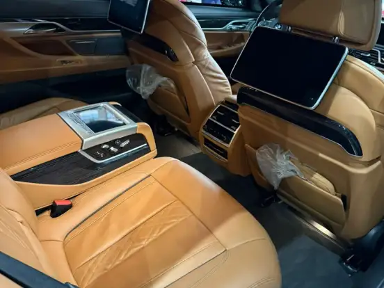 BMW-745Le-3.0 TWINPOWER HÍBRIDO M SPORT DARK EDITION AUTOMÁTICO BMW-745Le-2022