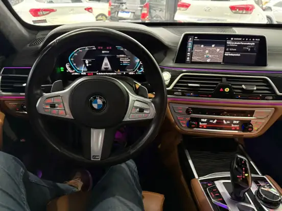 BMW-745Le-2022