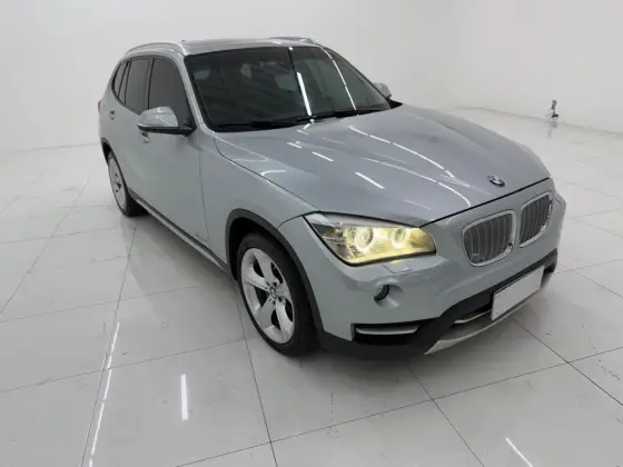 BMW X1 2.0 16V TURBO GASOLINA SDRIVE20I 4P AUTOMÁTICO