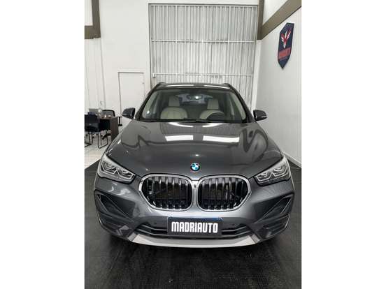 BMW-X1-2.0 16V TURBO ACTIVEFLEX SDRIVE20I GP PLUS 4P AUTOMÁTICO BMW-X1-2022
