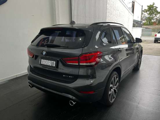 BMW-X1-2022