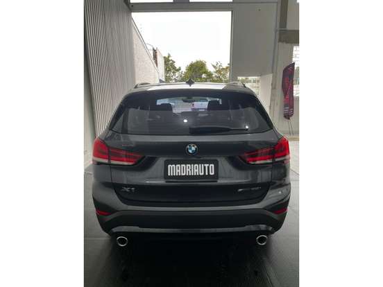 BMW-X1-2022