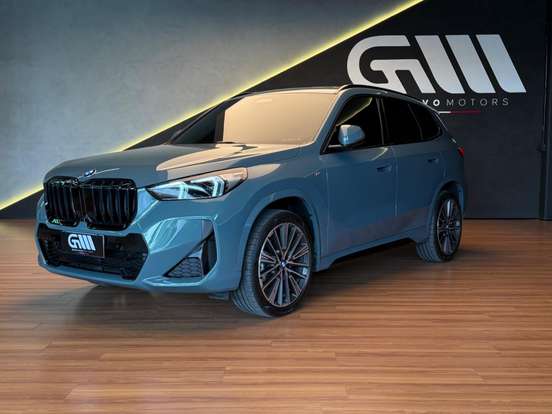 BMW-X1-2025