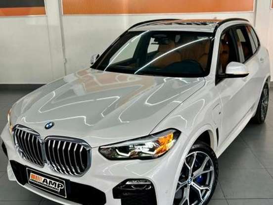 BMW-X5-3.0 I6 TURBO HÍBRIDO XDRIVE45E M SPORT AUTOMÁTICO BMW-X5-2020