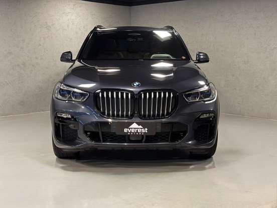 BMW-X5-2021