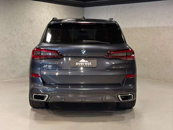 BMW-X5-3.0 I6 TURBO HÍBRIDO XDRIVE45E M SPORT AUTOMÁTICO BMW-X5-2021