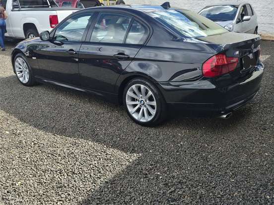 BMW-320i-2.0 16V GASOLINA 4P AUTOMÁTICO BMW-320i-2010