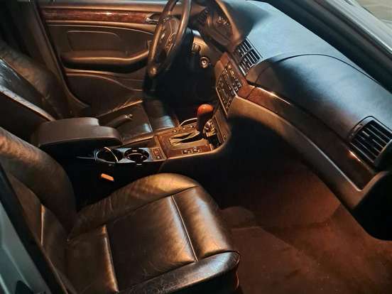 BMW-328i-2.8 EXCLUSIVE SEDAN 24V GASOLINA 4P AUTOMÁTICO BMW-328i-2000