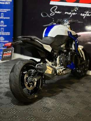 BMW-F 900 R SPORT PLUS-2023