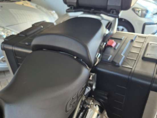 BMW-R 1200 GS TRIPLE BLACK BMW-R 1200 GS TRIPLE BLACK-2012