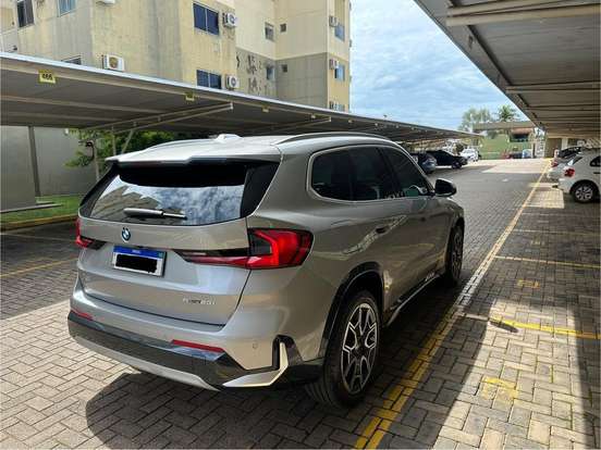 BMW-X1-2.0 16V TURBO GASOLINA SDRIVE20I X-LINE STEPTRONIC BMW-X1-2024