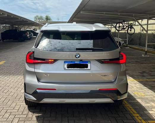 BMW-X1-2024