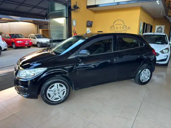 CHEVROLET-ONIX-2016