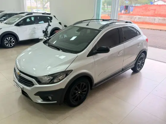CHEVROLET ONIX 1.4 MPFI ACTIV 8V FLEX 4P AUTOMÁTICO CHEVROLET ONIX 1.4 MPFI ACTIV 8V FLEX 4P AUTOMÁTICO