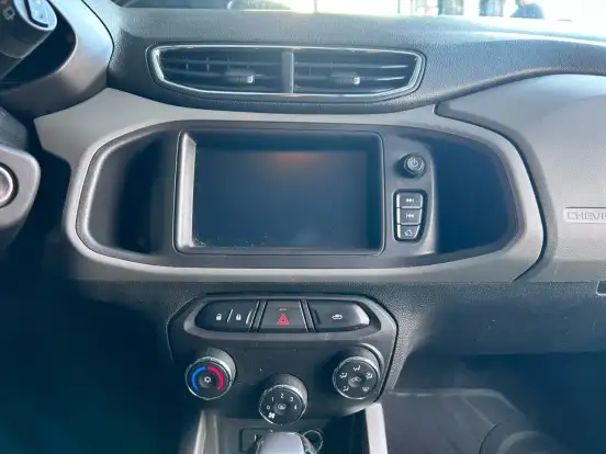 CHEVROLET-ONIX-1.4 MPFI LT 8V FLEX 4P AUTOMÁTICO CHEVROLET-ONIX-2018