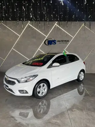 CHEVROLET ONIX 1.4 MPFI LT 8V FLEX 4P AUTOMÁTICO CHEVROLET ONIX 1.4 MPFI LT 8V FLEX 4P AUTOMÁTICO