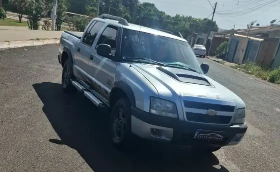 CHEVROLET S10 2.4 MPFI RODEIO 4X2 CD 8V FLEX 4P MANUAL CHEVROLET S10 2.4 MPFI RODEIO 4X2 CD 8V FLEX 4P MANUAL