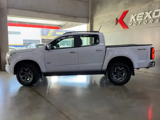 CHEVROLET-S10-2.8 16V TURBO DIESEL LTZ CD 4X4 AUTOMÁTICO CHEVROLET-S10-2024