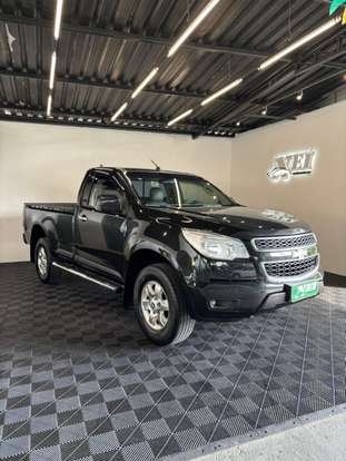CHEVROLET-S10-2.4 MPFI LT 4X2 CS 8V FLEX 2P AUTOMÁTICO CHEVROLET-S10-2012