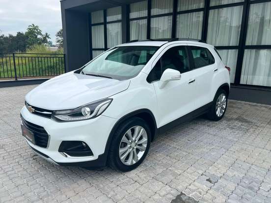 CHEVROLET-TRACKER-2018