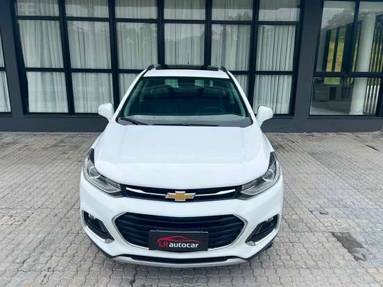 CHEVROLET-TRACKER-2018