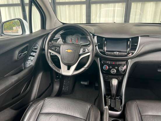 CHEVROLET-TRACKER-2018