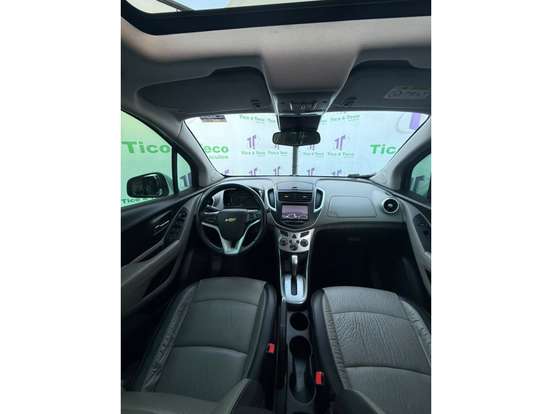 CHEVROLET-TRACKER-2015