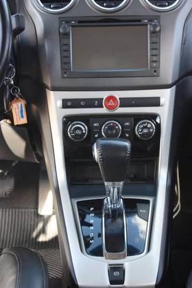 /en/city-brasilia/cate-car-used-car/chevrolet-captiva-2012-2.4-sfi-ecotec-fwd-16v-gasoline-4-seater-automatic-50489435790379008/-8