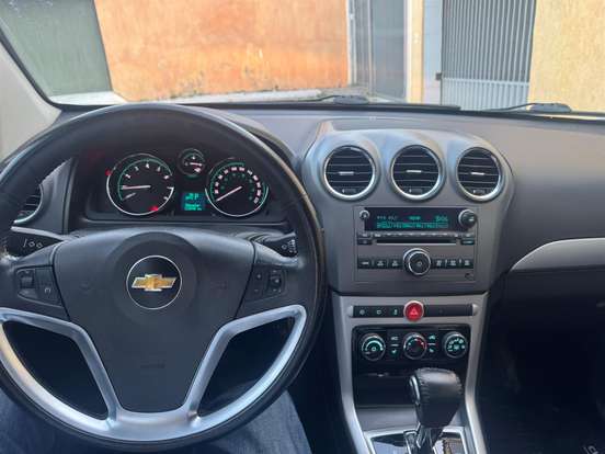 CHEVROLET-CAPTIVA-2012